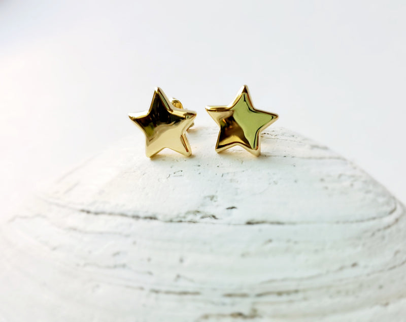 PLAIN STAR STUDS