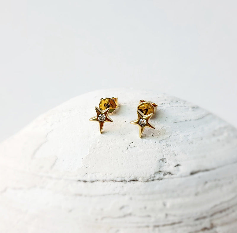 DIAMOND MINI STAR STUDS